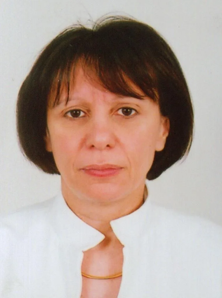 Жасмин Попова